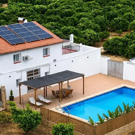 In Nature For Groups With Wifi, Ac And Pool Chalet *